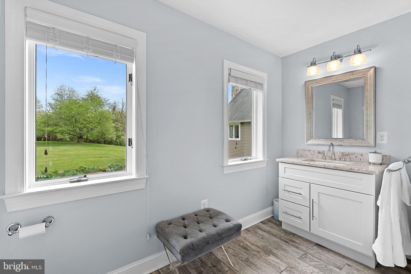 40220 HAYWOOD LN, LOVETTSVILLE, Virginia 20180, 3 Bedrooms Bedrooms, ,3 BathroomsBathrooms,Residential,For sale,40220 HAYWOOD LN,VALO2094902 MLS # VALO2094902