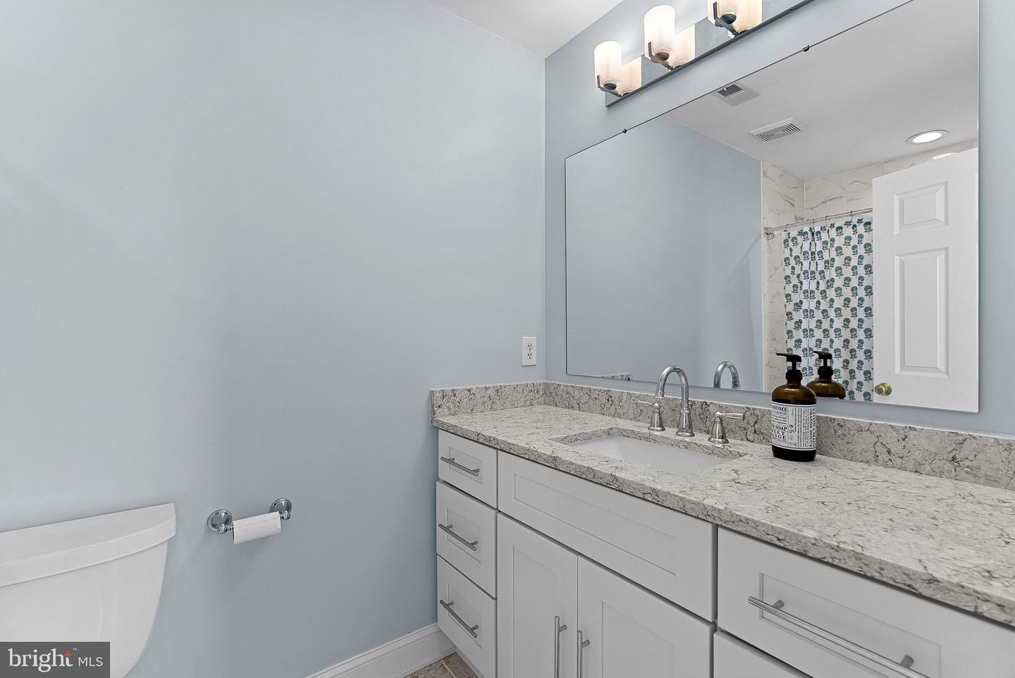 40220 HAYWOOD LN, LOVETTSVILLE, Virginia 20180, 3 Bedrooms Bedrooms, ,3 BathroomsBathrooms,Residential,For sale,40220 HAYWOOD LN,VALO2094902 MLS # VALO2094902