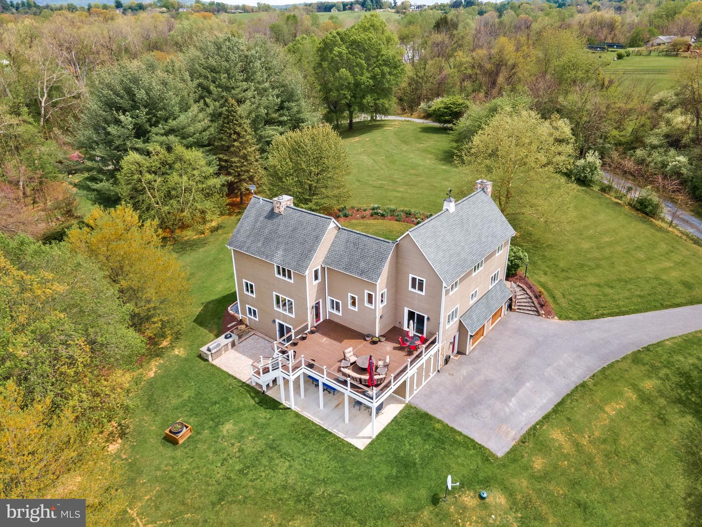 40220 HAYWOOD LN, LOVETTSVILLE, Virginia 20180, 3 Bedrooms Bedrooms, ,3 BathroomsBathrooms,Residential,For sale,40220 HAYWOOD LN,VALO2094902 MLS # VALO2094902
