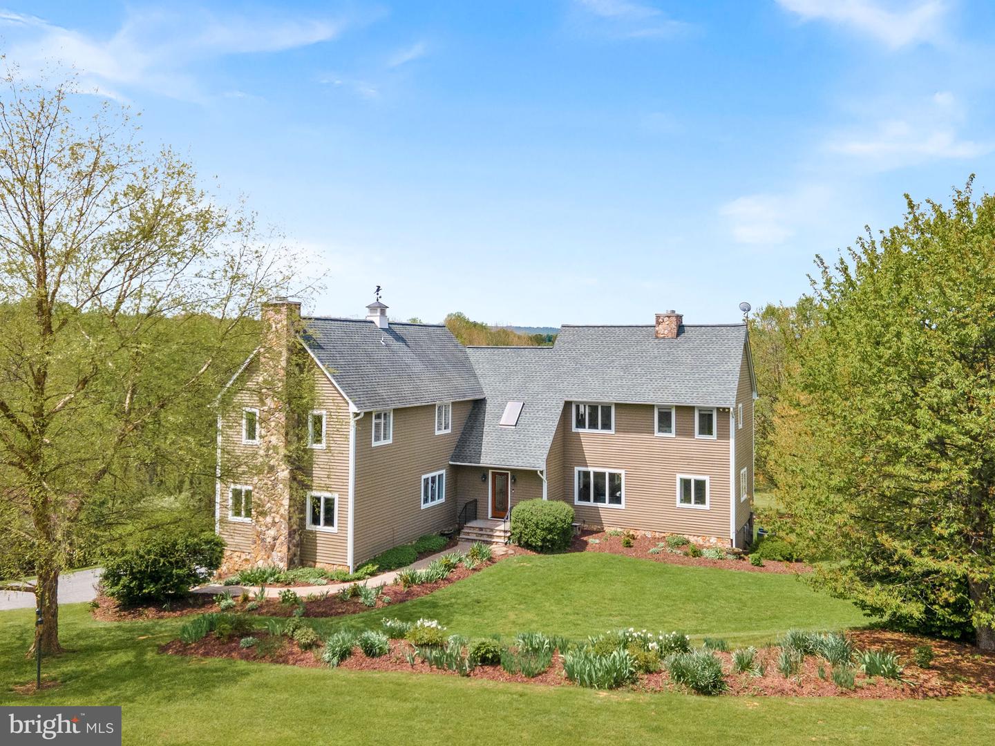 40220 HAYWOOD LN, LOVETTSVILLE, Virginia 20180, 3 Bedrooms Bedrooms, ,3 BathroomsBathrooms,Residential,For sale,40220 HAYWOOD LN,VALO2094902 MLS # VALO2094902