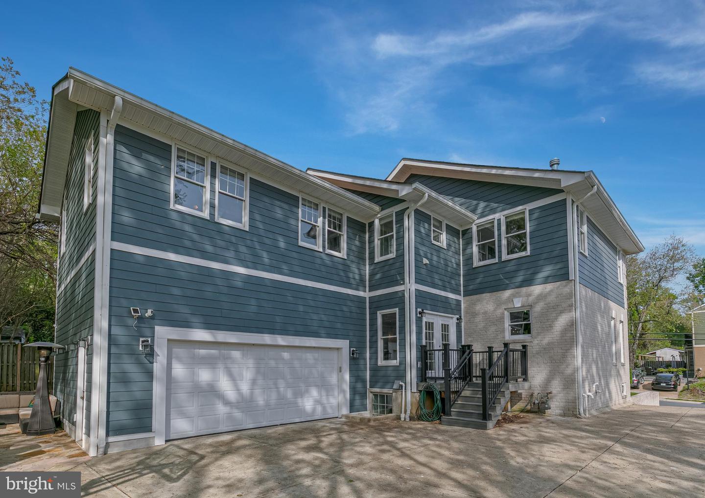 5204 20TH ST N, ARLINGTON, Virginia 22205, 5 Bedrooms Bedrooms, ,3 BathroomsBathrooms,Residential,For sale,5204 20TH ST N,VAAR2056670 MLS # VAAR2056670