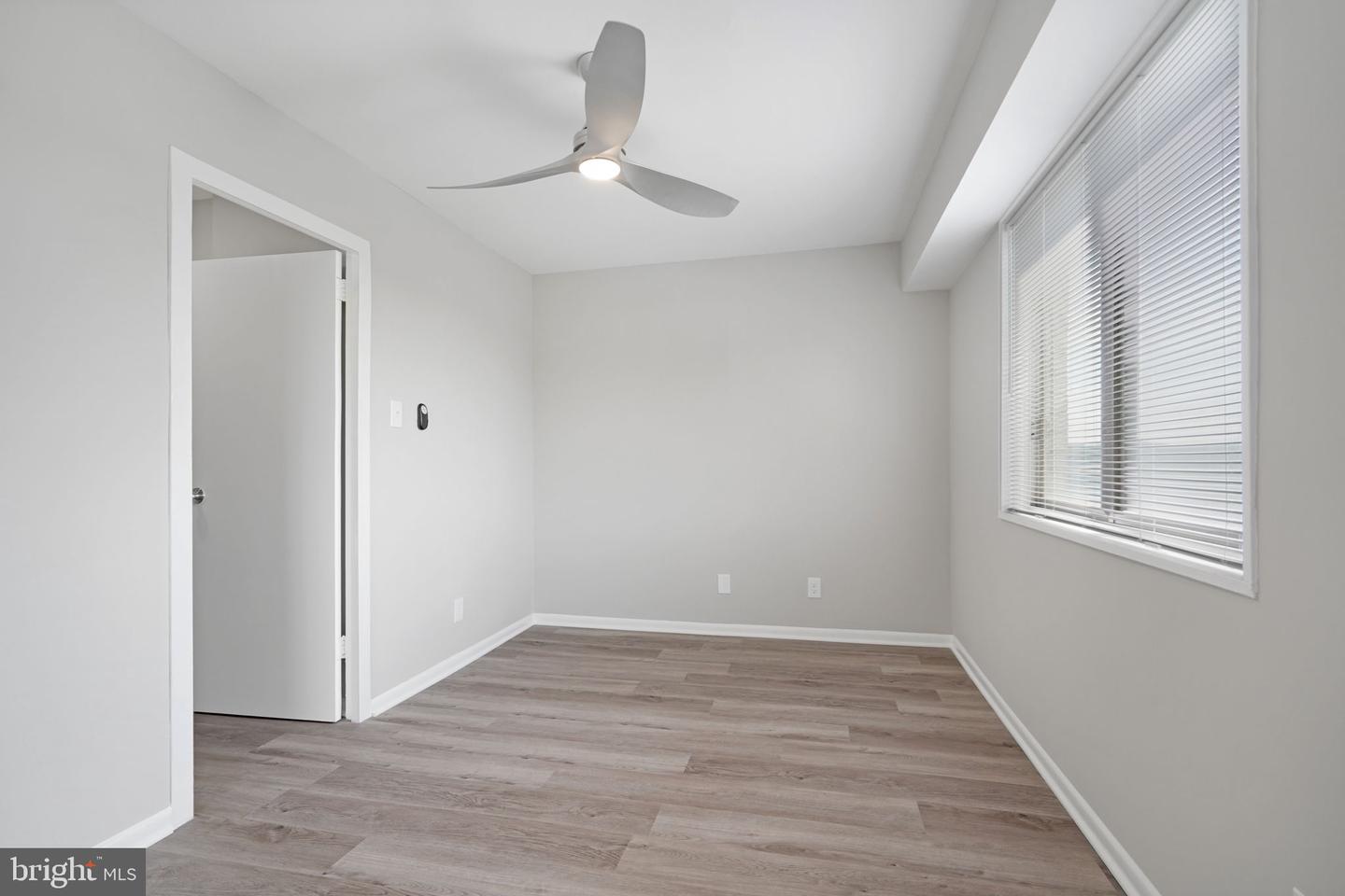 5340 HOLMES RUN PKWY #1503, ALEXANDRIA, Virginia 22304, 1 Bedroom Bedrooms, ,1 BathroomBathrooms,Residential,For sale,5340 HOLMES RUN PKWY #1503,VAAX2044668 MLS # VAAX2044668