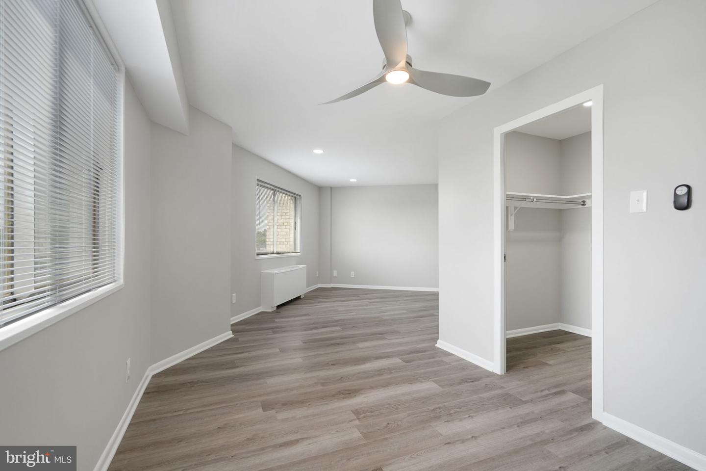 5340 HOLMES RUN PKWY #1503, ALEXANDRIA, Virginia 22304, 1 Bedroom Bedrooms, ,1 BathroomBathrooms,Residential,For sale,5340 HOLMES RUN PKWY #1503,VAAX2044668 MLS # VAAX2044668