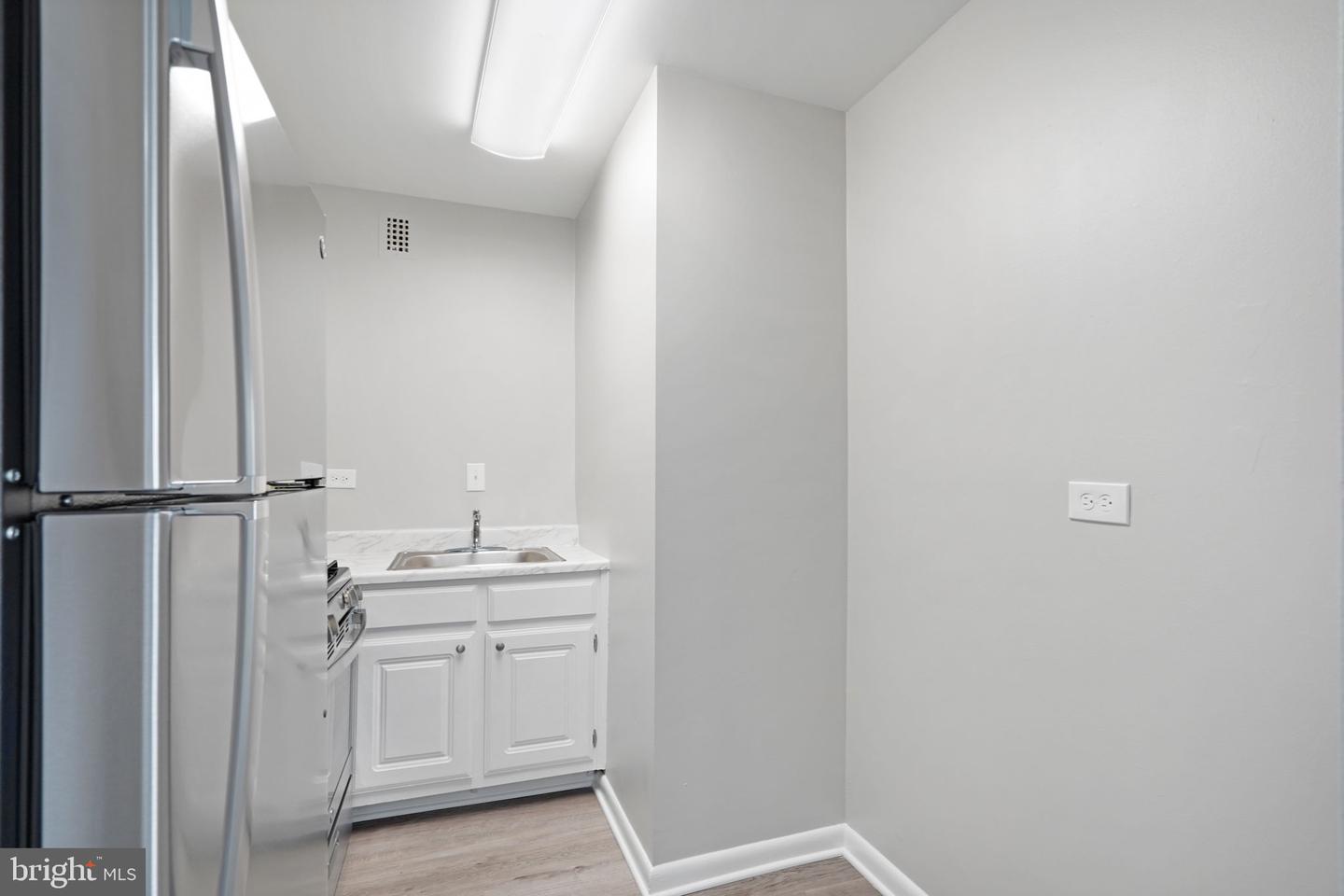 5340 HOLMES RUN PKWY #1503, ALEXANDRIA, Virginia 22304, 1 Bedroom Bedrooms, ,1 BathroomBathrooms,Residential,For sale,5340 HOLMES RUN PKWY #1503,VAAX2044668 MLS # VAAX2044668