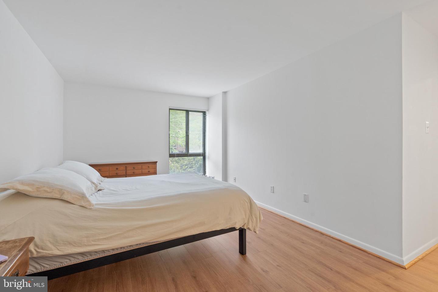 11208 CHESTNUT GROVE SQ #112, RESTON, Virginia 20190, 2 Bedrooms Bedrooms, 6 Rooms Rooms,1 BathroomBathrooms,Residential,For sale,11208 CHESTNUT GROVE SQ #112,VAFX2236940 MLS # VAFX2236940
