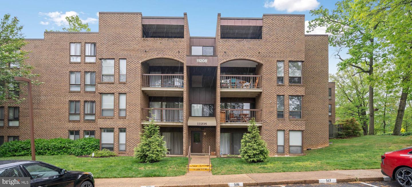 11208 CHESTNUT GROVE SQ #112, RESTON, Virginia 20190, 2 Bedrooms Bedrooms, 6 Rooms Rooms,1 BathroomBathrooms,Residential,For sale,11208 CHESTNUT GROVE SQ #112,VAFX2236940 MLS # VAFX2236940