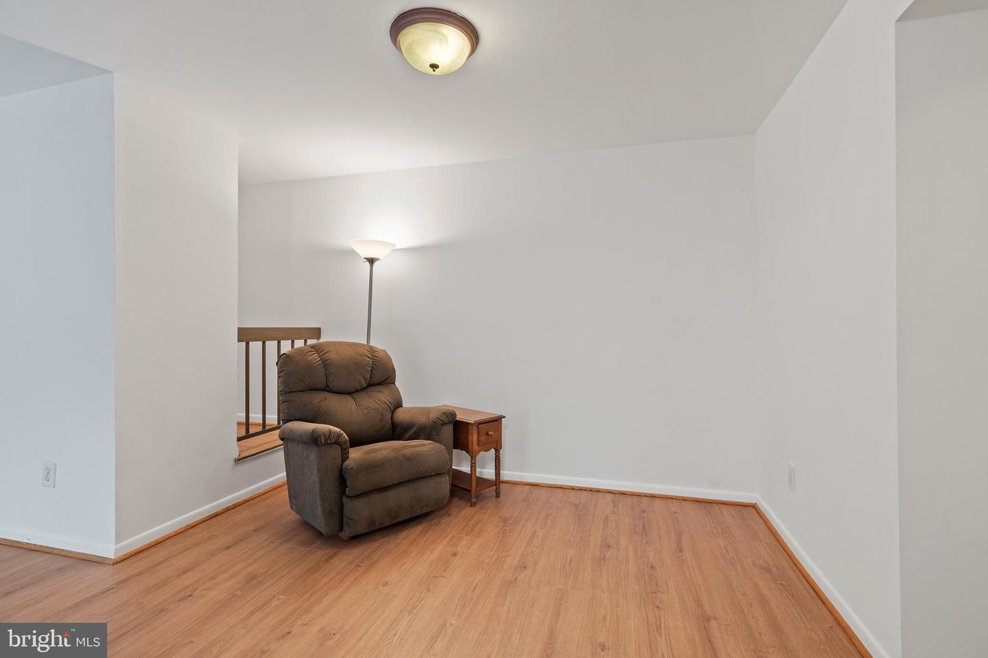 11208 CHESTNUT GROVE SQ #112, RESTON, Virginia 20190, 2 Bedrooms Bedrooms, 6 Rooms Rooms,1 BathroomBathrooms,Residential,For sale,11208 CHESTNUT GROVE SQ #112,VAFX2236940 MLS # VAFX2236940