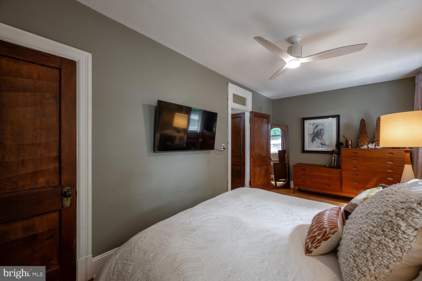 1220 ORREN ST NE, WASHINGTON, District Of Columbia 20002, 4 Bedrooms Bedrooms, ,2 BathroomsBathrooms,Residential,For sale,1220 ORREN ST NE,DCDC2197824 MLS # DCDC2197824