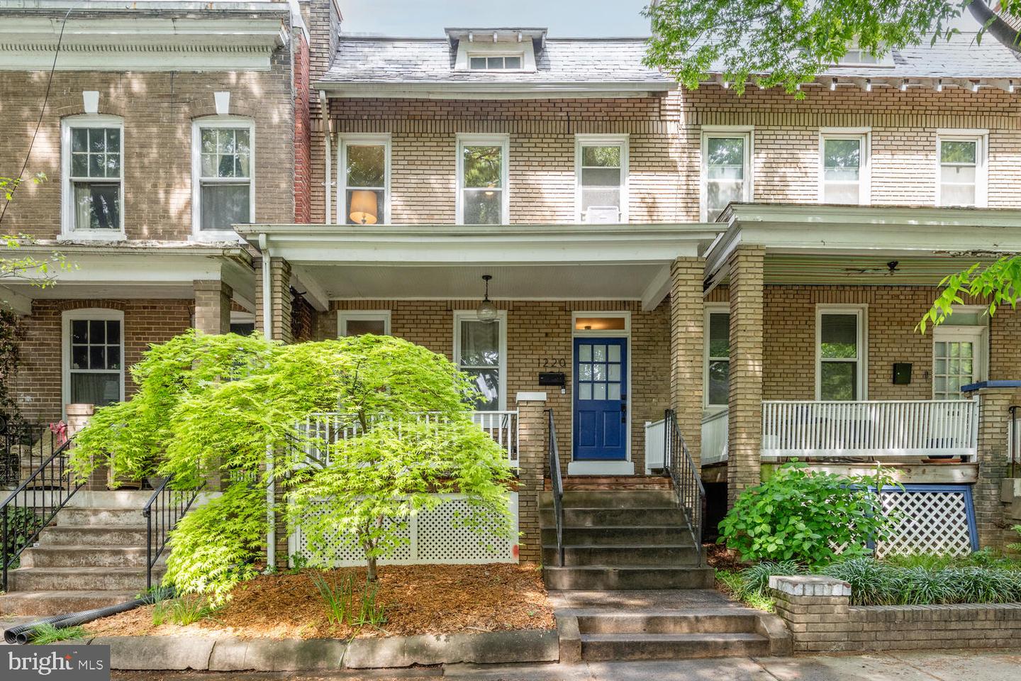 1220 ORREN ST NE, WASHINGTON, District Of Columbia 20002, 4 Bedrooms Bedrooms, ,2 BathroomsBathrooms,Residential,For sale,1220 ORREN ST NE,DCDC2197824 MLS # DCDC2197824