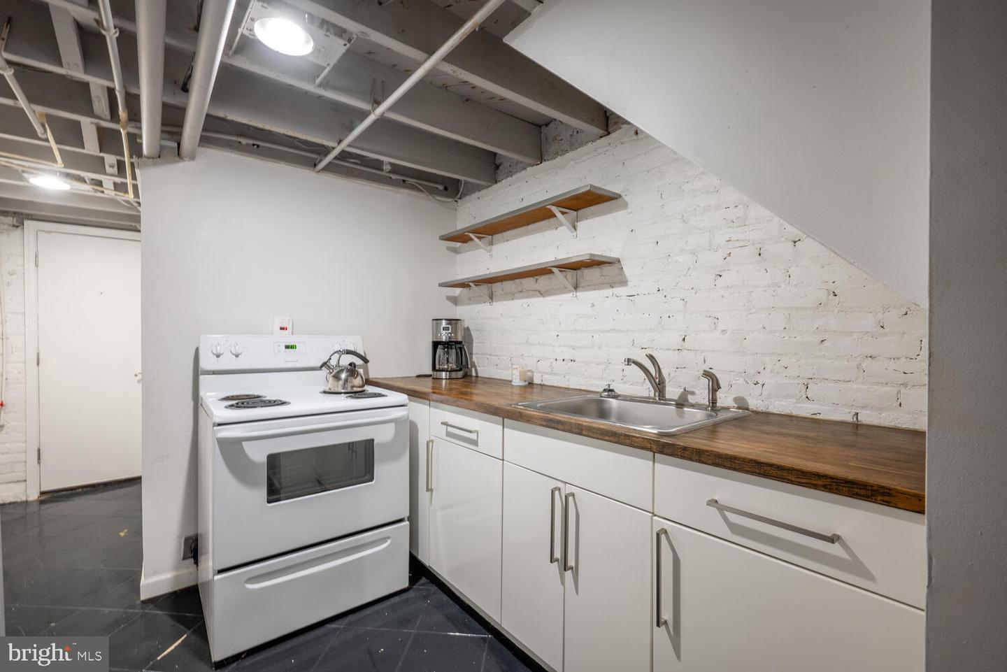 1220 ORREN ST NE, WASHINGTON, District Of Columbia 20002, 4 Bedrooms Bedrooms, ,2 BathroomsBathrooms,Residential,For sale,1220 ORREN ST NE,DCDC2197824 MLS # DCDC2197824