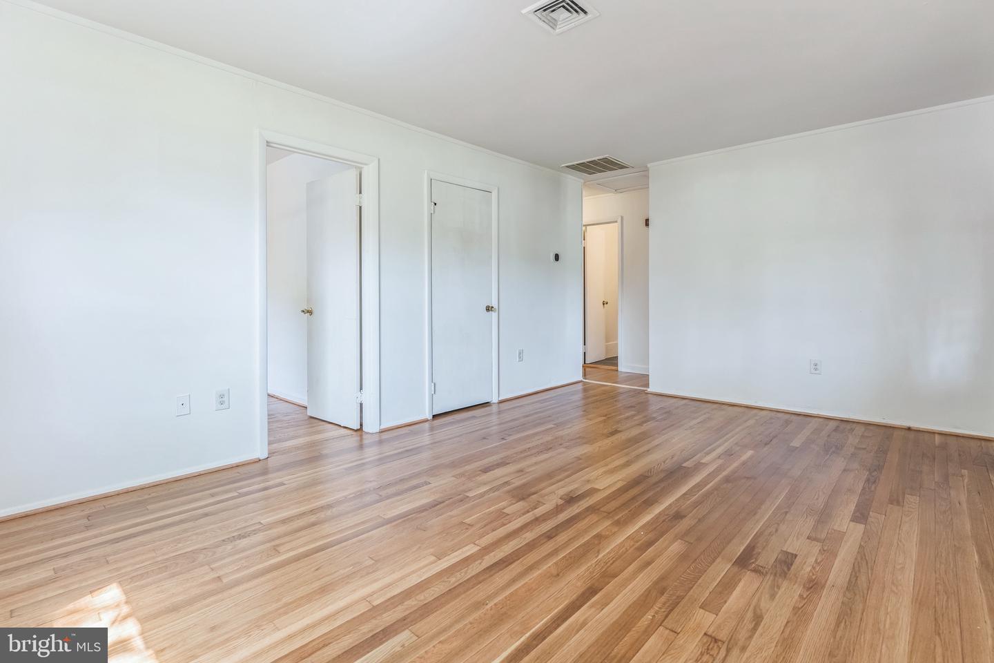 9410 SPOTSYLVANIA ST, MANASSAS, Virginia 20110, 3 Bedrooms Bedrooms, ,1 BathroomBathrooms,Residential,For sale,9410 SPOTSYLVANIA ST,VAPW2093310 MLS # VAPW2093310
