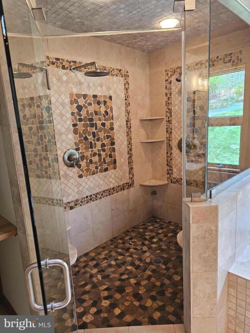 13870 STEED HILL LN, LEESBURG, Virginia 20176, 4 Bedrooms Bedrooms, ,3 BathroomsBathrooms,Residential,For sale,13870 STEED HILL LN,VALO2095020 MLS # VALO2095020