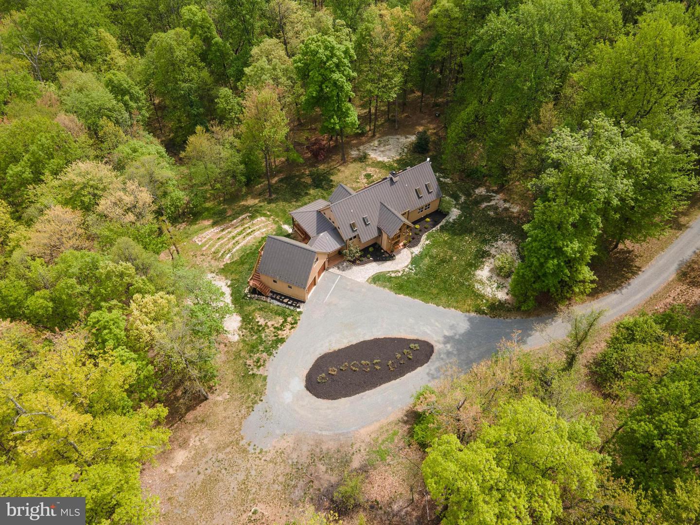 13870 STEED HILL LN, LEESBURG, Virginia 20176, 4 Bedrooms Bedrooms, ,3 BathroomsBathrooms,Residential,For sale,13870 STEED HILL LN,VALO2095020 MLS # VALO2095020