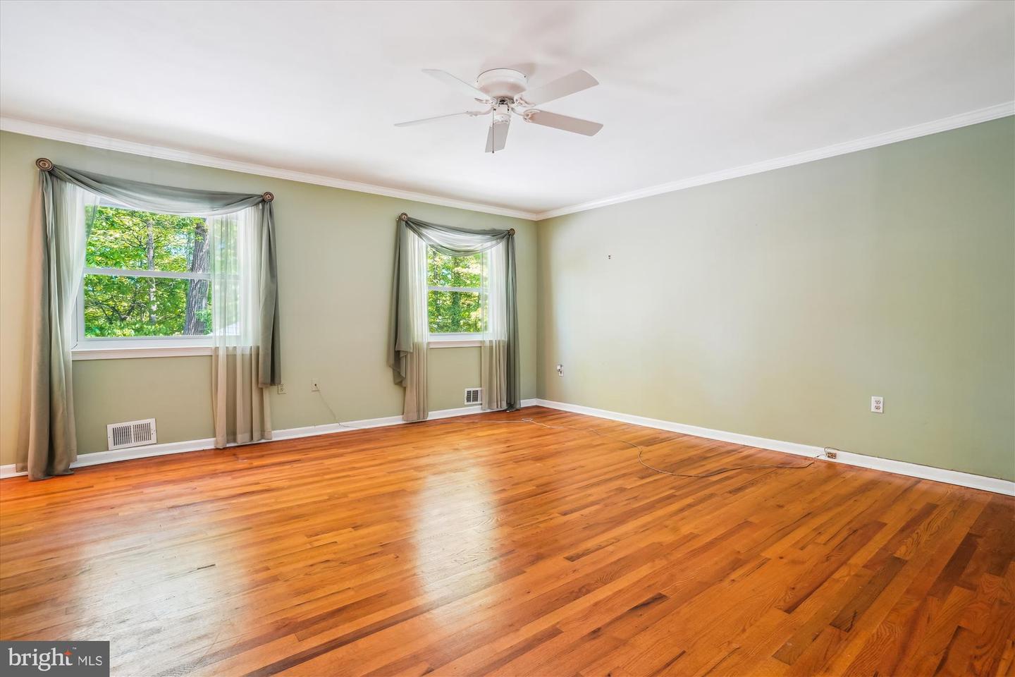 8659 WEIR ST, MANASSAS, Virginia 20110, 4 Bedrooms Bedrooms, ,2 BathroomsBathrooms,Residential,For sale,8659 WEIR ST,VAMN2008234 MLS # VAMN2008234