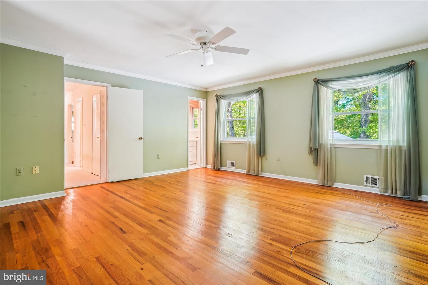 8659 WEIR ST, MANASSAS, Virginia 20110, 4 Bedrooms Bedrooms, ,2 BathroomsBathrooms,Residential,For sale,8659 WEIR ST,VAMN2008234 MLS # VAMN2008234