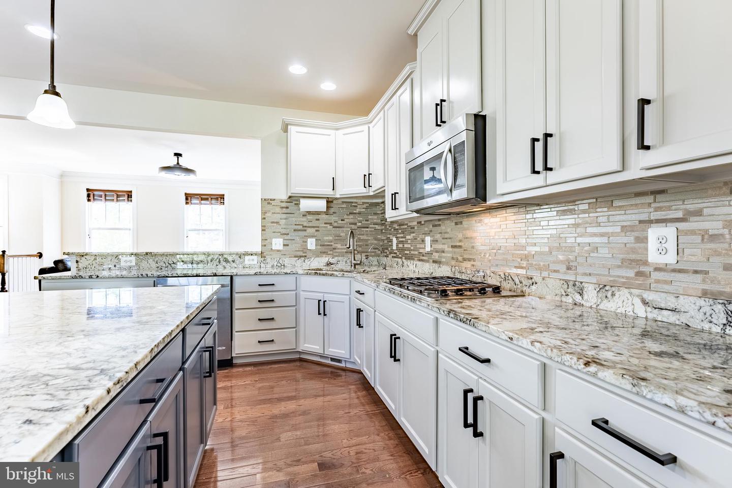 10290 GREENSPIRE DR, OAKTON, Virginia 22124, 3 Bedrooms Bedrooms, ,2 BathroomsBathrooms,Residential,For sale,10290 GREENSPIRE DR,VAFX2236400 MLS # VAFX2236400