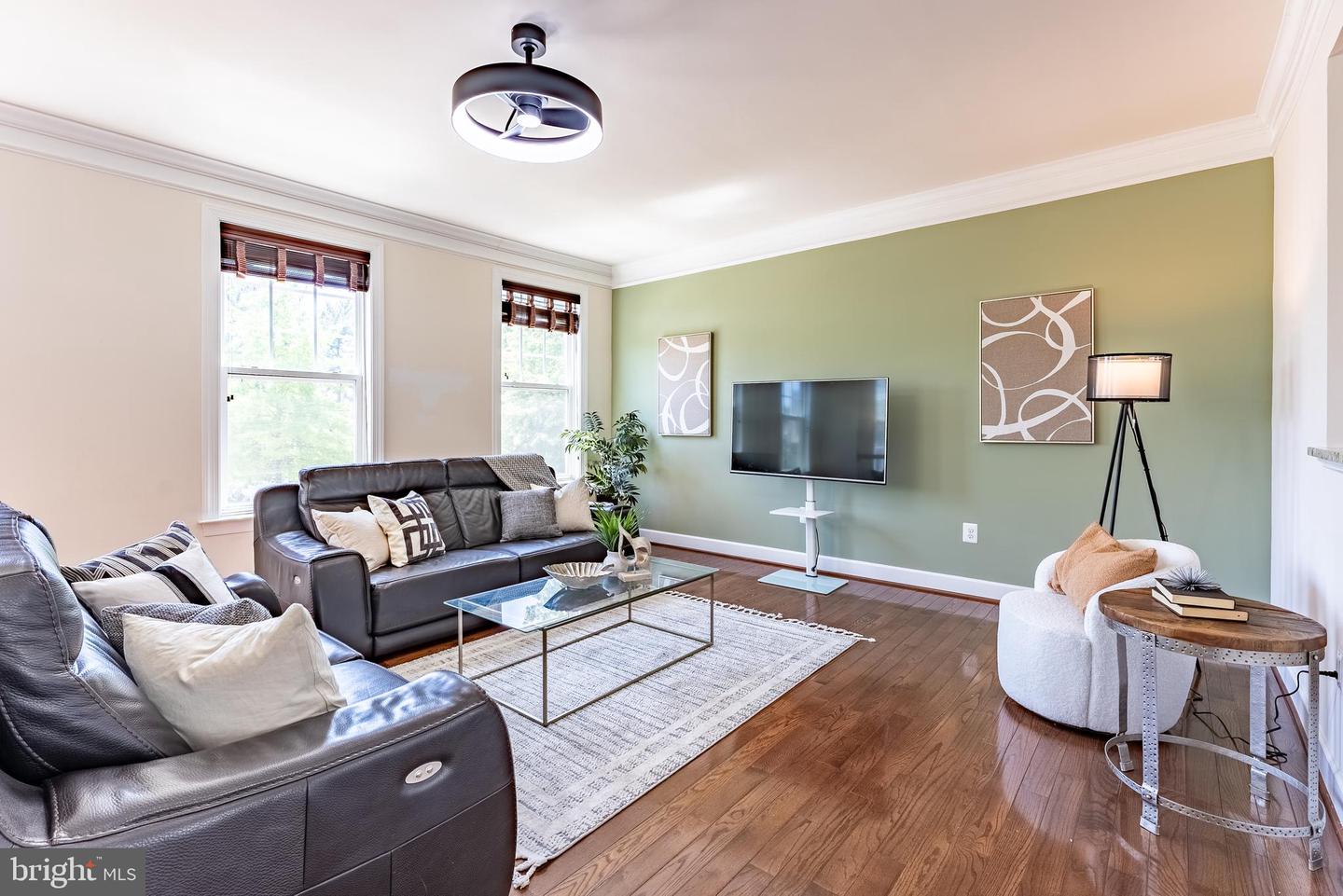 10290 GREENSPIRE DR, OAKTON, Virginia 22124, 3 Bedrooms Bedrooms, ,2 BathroomsBathrooms,Residential,For sale,10290 GREENSPIRE DR,VAFX2236400 MLS # VAFX2236400