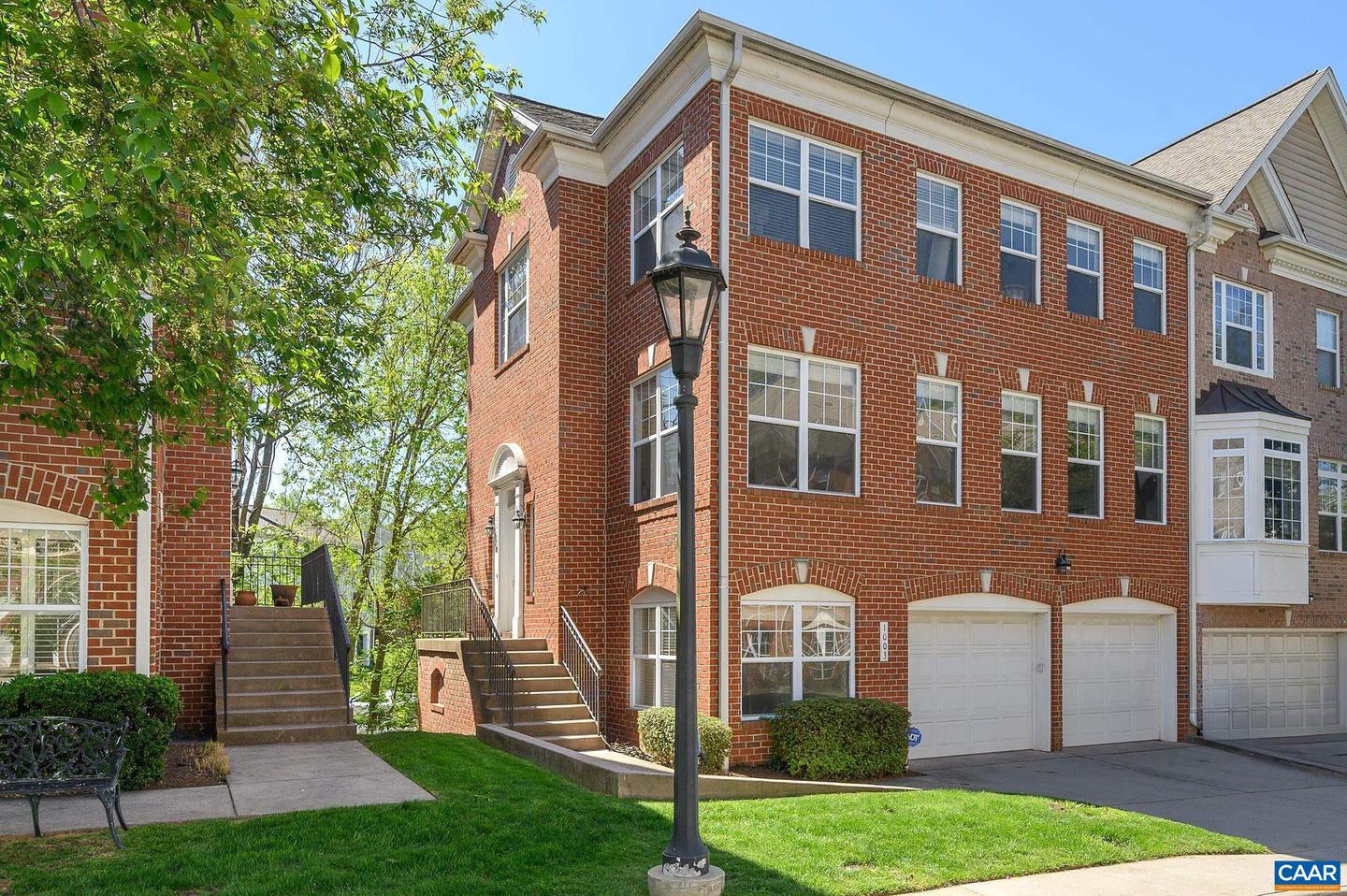 1003 GLENWOOD STATION LN, CHARLOTTESVILLE, Virginia 22901, 4 Bedrooms Bedrooms, ,3 BathroomsBathrooms,Residential,For sale,1003 GLENWOOD STATION LN,663687 MLS # 663687