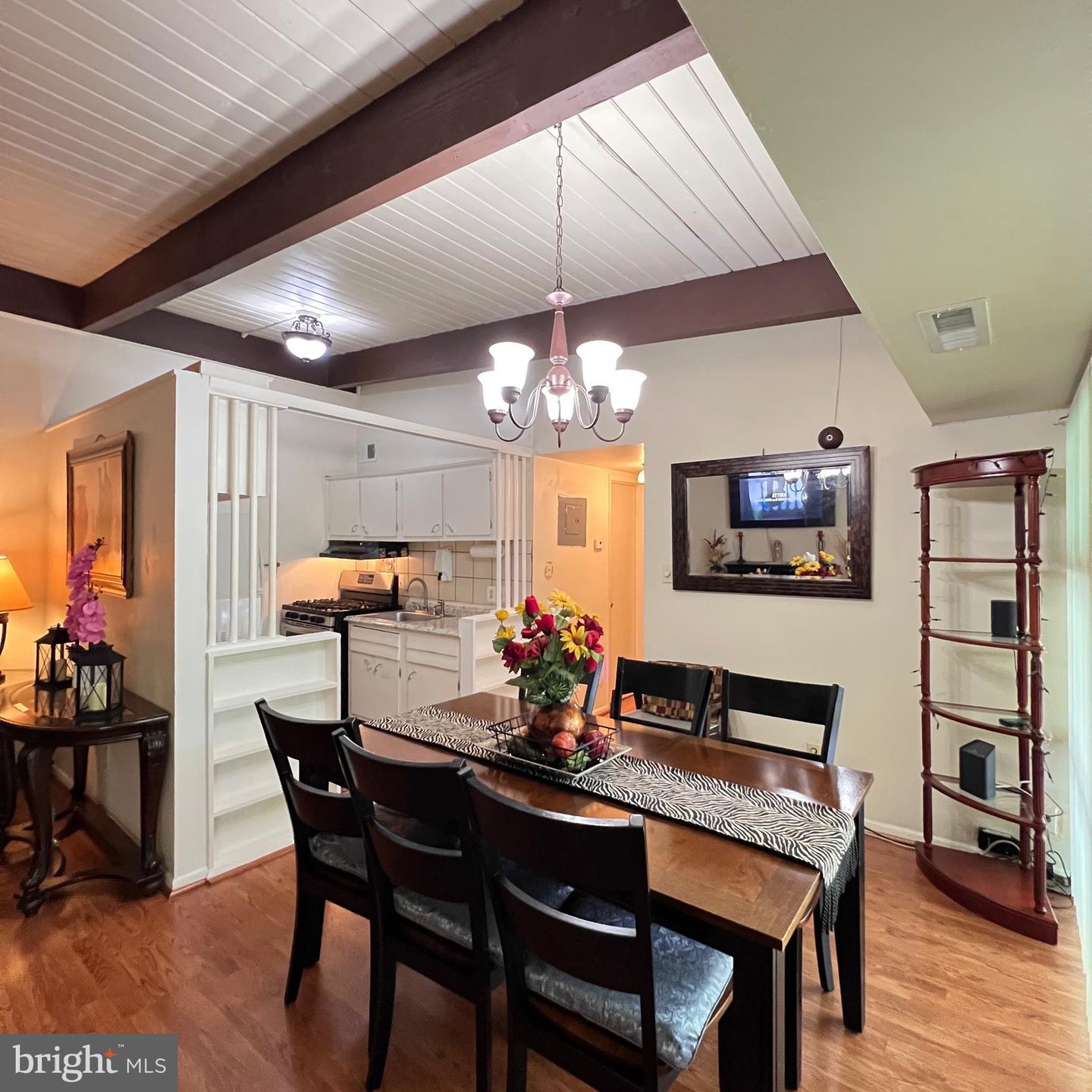 4211 AMERICANA DR #204, ANNANDALE, Virginia 22003, 2 Bedrooms Bedrooms, ,1 BathroomBathrooms,Residential,For sale,4211 AMERICANA DR #204,VAFX2236536 MLS # VAFX2236536