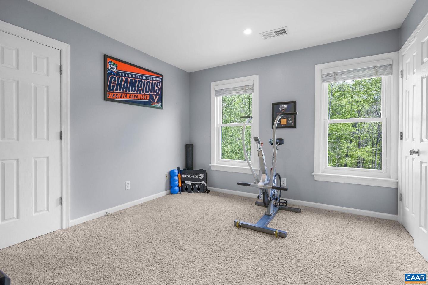 860 CHARTER OAKS DR, CHARLOTTESVILLE, Virginia 22901, 5 Bedrooms Bedrooms, ,3 BathroomsBathrooms,Residential,For sale,860 CHARTER OAKS DR,663714 MLS # 663714