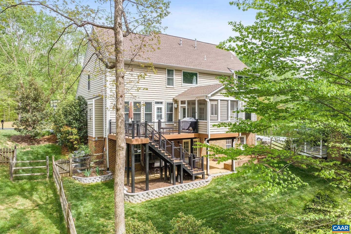 860 CHARTER OAKS DR, CHARLOTTESVILLE, Virginia 22901, 5 Bedrooms Bedrooms, ,3 BathroomsBathrooms,Residential,For sale,860 CHARTER OAKS DR,663714 MLS # 663714