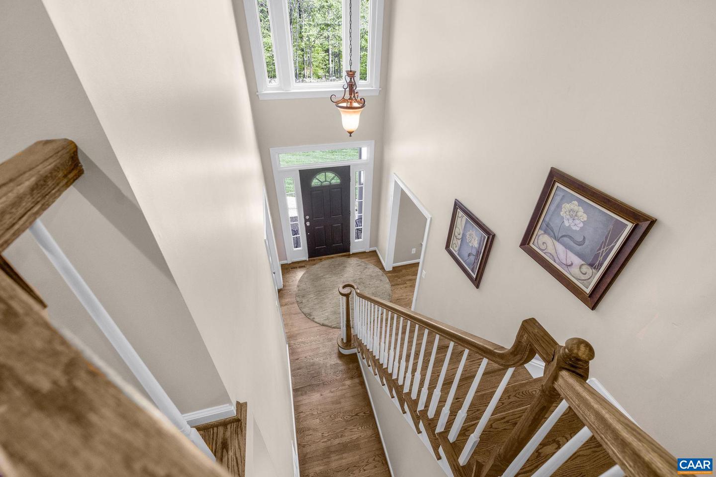 860 CHARTER OAKS DR, CHARLOTTESVILLE, Virginia 22901, 5 Bedrooms Bedrooms, ,3 BathroomsBathrooms,Residential,For sale,860 CHARTER OAKS DR,663714 MLS # 663714