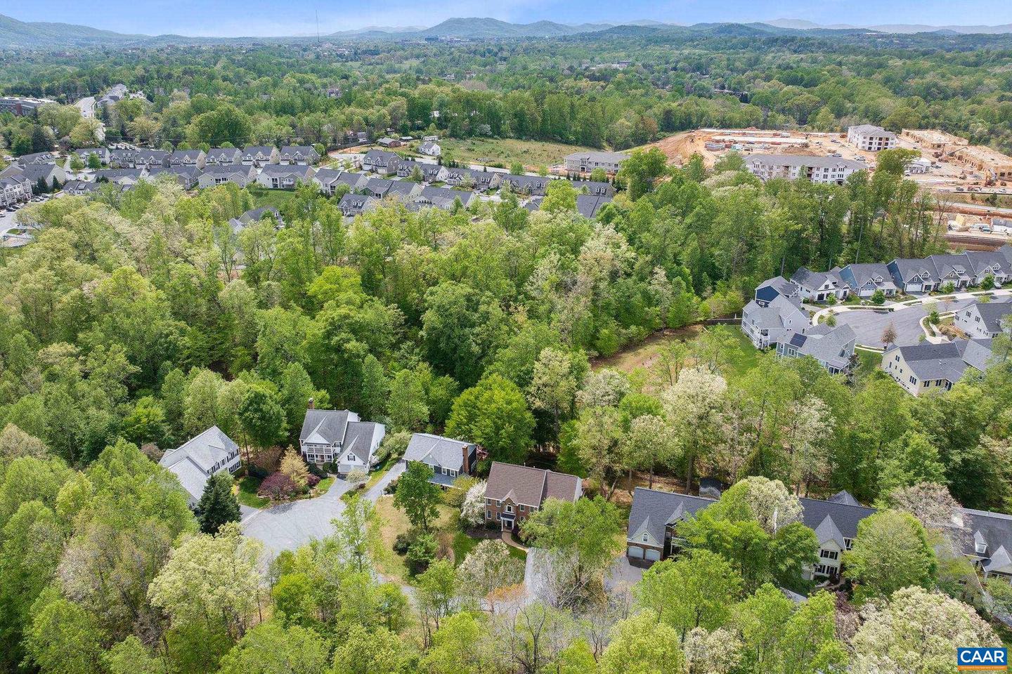860 CHARTER OAKS DR, CHARLOTTESVILLE, Virginia 22901, 5 Bedrooms Bedrooms, ,3 BathroomsBathrooms,Residential,For sale,860 CHARTER OAKS DR,663714 MLS # 663714