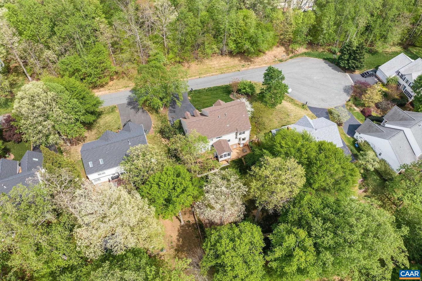 860 CHARTER OAKS DR, CHARLOTTESVILLE, Virginia 22901, 5 Bedrooms Bedrooms, ,3 BathroomsBathrooms,Residential,For sale,860 CHARTER OAKS DR,663714 MLS # 663714