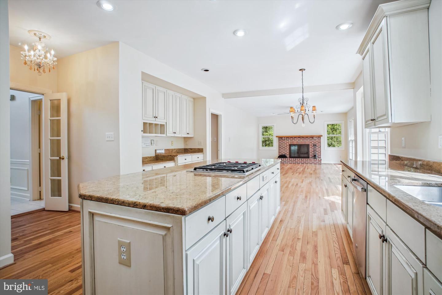 6626 BYRNS PL, MCLEAN, Virginia 22101, 5 Bedrooms Bedrooms, ,4 BathroomsBathrooms,Residential,For sale,6626 BYRNS PL,VAFX2236850 MLS # VAFX2236850