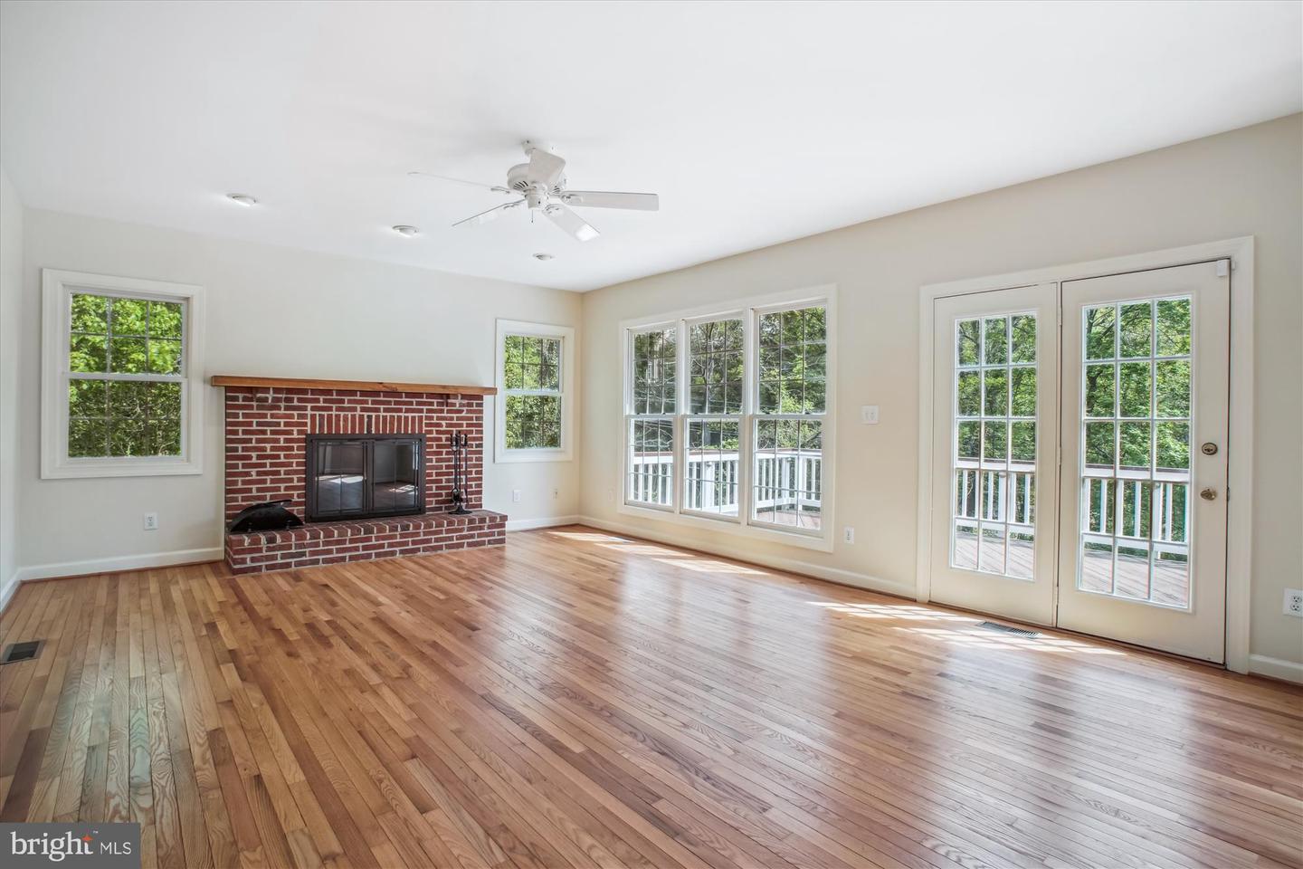 6626 BYRNS PL, MCLEAN, Virginia 22101, 5 Bedrooms Bedrooms, ,4 BathroomsBathrooms,Residential,For sale,6626 BYRNS PL,VAFX2236850 MLS # VAFX2236850