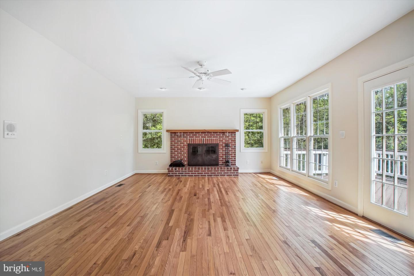 6626 BYRNS PL, MCLEAN, Virginia 22101, 5 Bedrooms Bedrooms, ,4 BathroomsBathrooms,Residential,For sale,6626 BYRNS PL,VAFX2236850 MLS # VAFX2236850