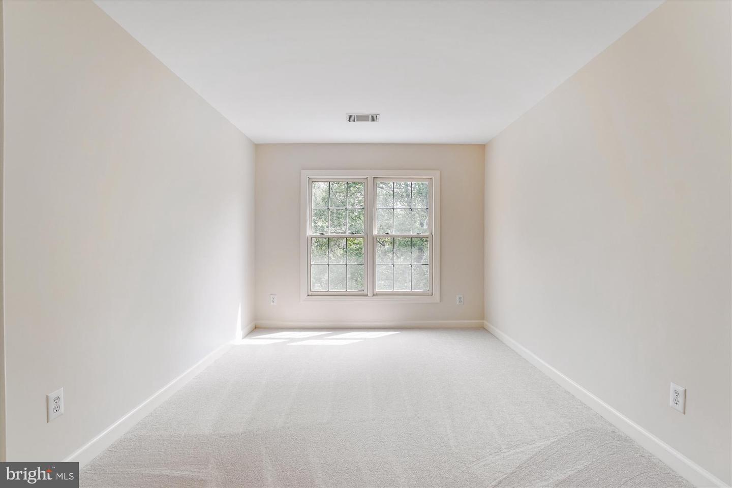 6626 BYRNS PL, MCLEAN, Virginia 22101, 5 Bedrooms Bedrooms, ,4 BathroomsBathrooms,Residential,For sale,6626 BYRNS PL,VAFX2236850 MLS # VAFX2236850