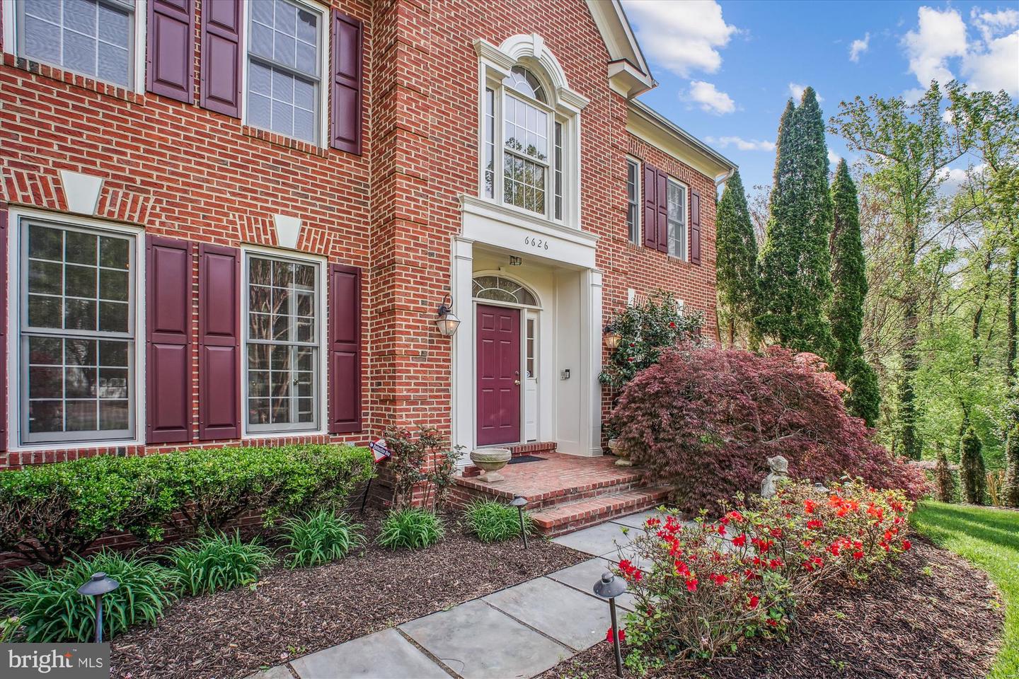 6626 BYRNS PL, MCLEAN, Virginia 22101, 5 Bedrooms Bedrooms, ,4 BathroomsBathrooms,Residential,For sale,6626 BYRNS PL,VAFX2236850 MLS # VAFX2236850