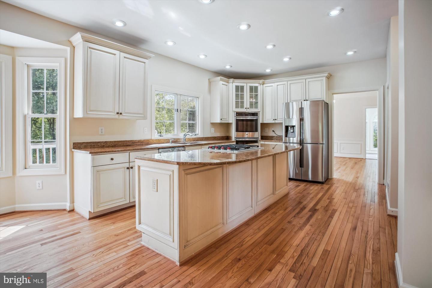 6626 BYRNS PL, MCLEAN, Virginia 22101, 5 Bedrooms Bedrooms, ,4 BathroomsBathrooms,Residential,For sale,6626 BYRNS PL,VAFX2236850 MLS # VAFX2236850