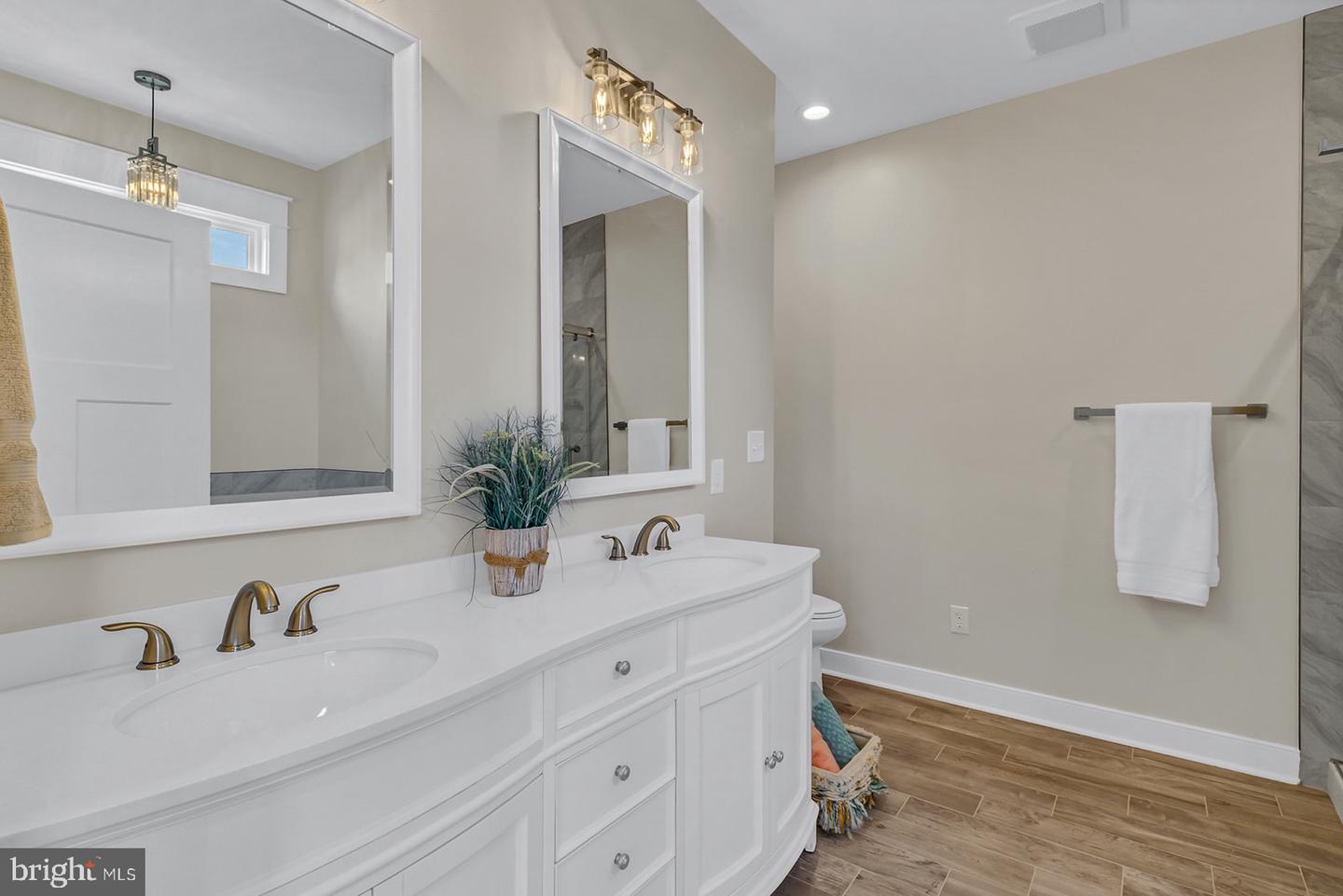 696 MAIN ST, REEDVILLE, Virginia 22539, 3 Bedrooms Bedrooms, 6 Rooms Rooms,3 BathroomsBathrooms,Residential,For sale,696 MAIN ST,VANV2001570 MLS # VANV2001570