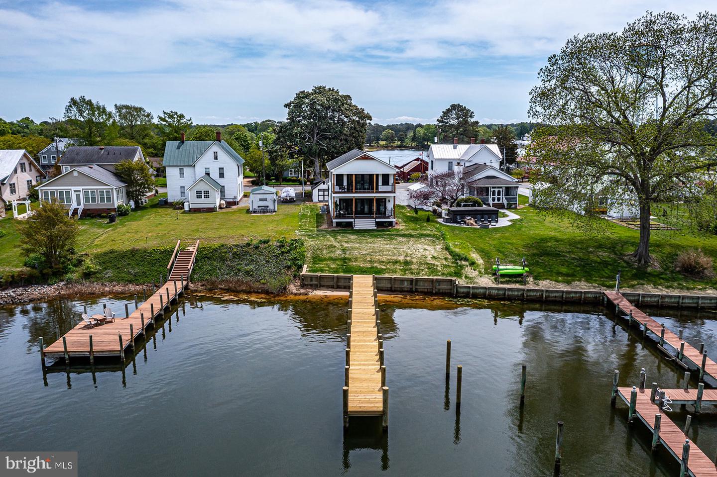 696 MAIN ST, REEDVILLE, Virginia 22539, 3 Bedrooms Bedrooms, 6 Rooms Rooms,3 BathroomsBathrooms,Residential,For sale,696 MAIN ST,VANV2001570 MLS # VANV2001570