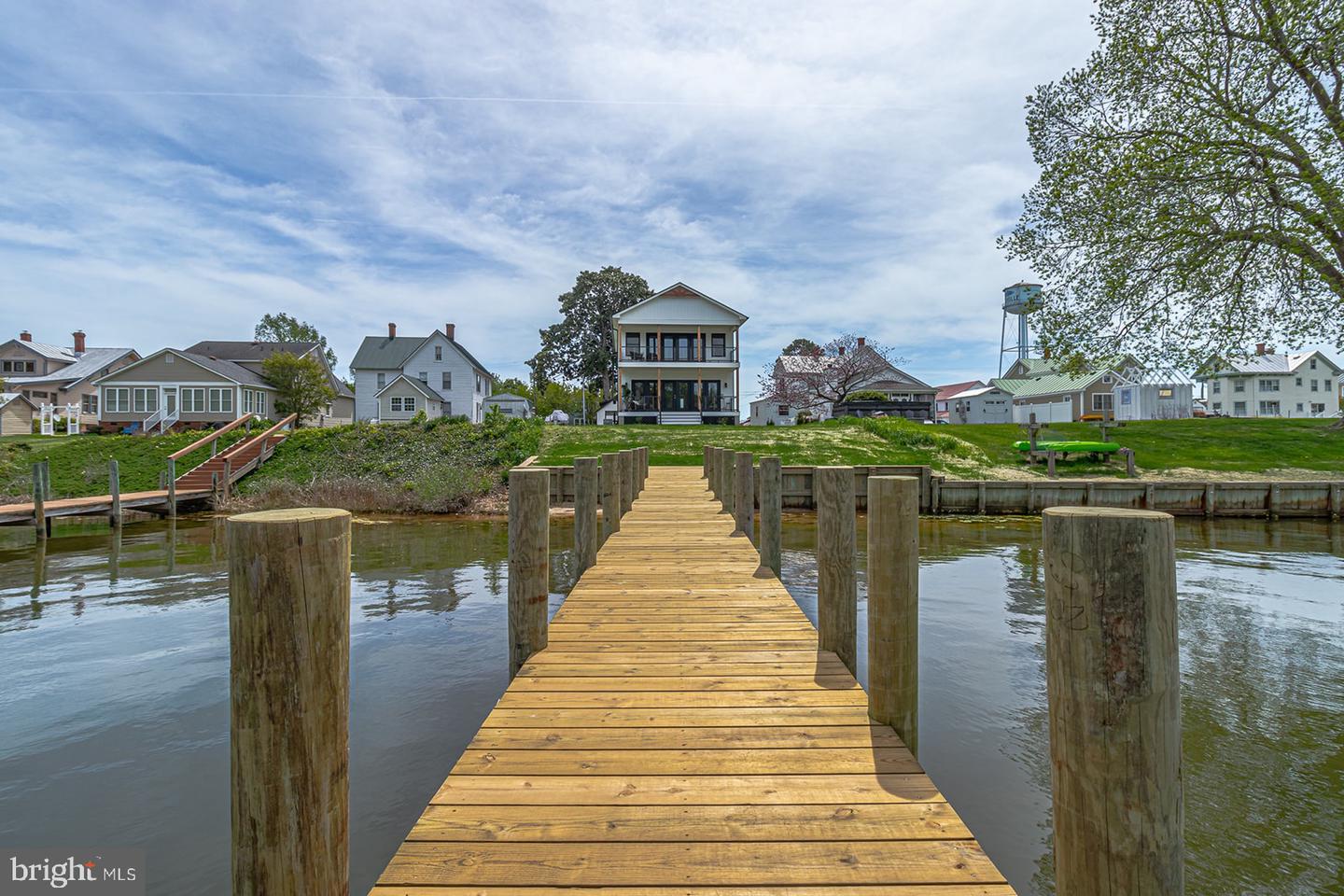 696 MAIN ST, REEDVILLE, Virginia 22539, 3 Bedrooms Bedrooms, 6 Rooms Rooms,3 BathroomsBathrooms,Residential,For sale,696 MAIN ST,VANV2001570 MLS # VANV2001570