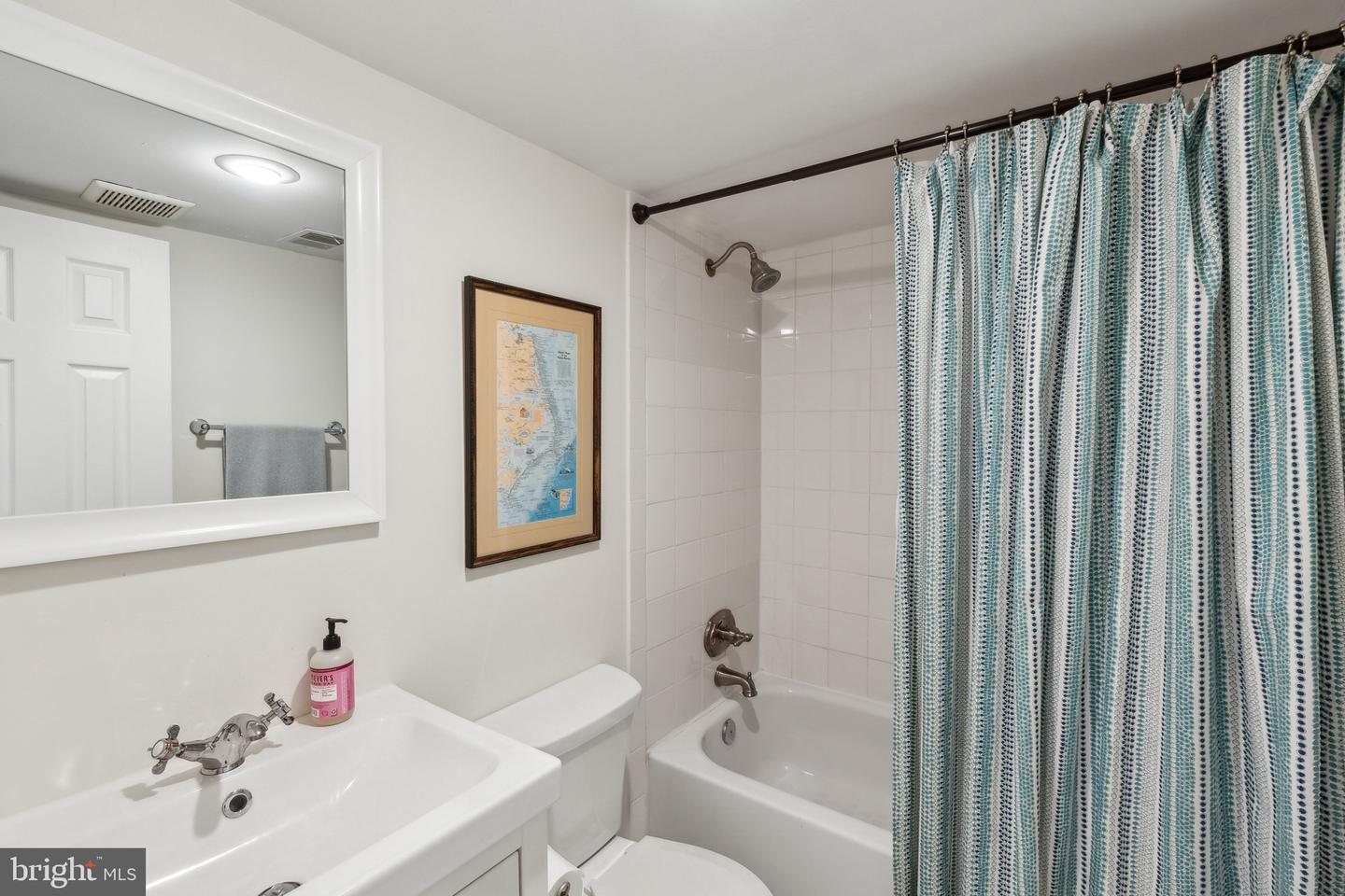 819 OTIS PL NW, WASHINGTON, District Of Columbia 20010, 4 Bedrooms Bedrooms, ,3 BathroomsBathrooms,Residential,For sale,819 OTIS PL NW,DCDC2197810 MLS # DCDC2197810