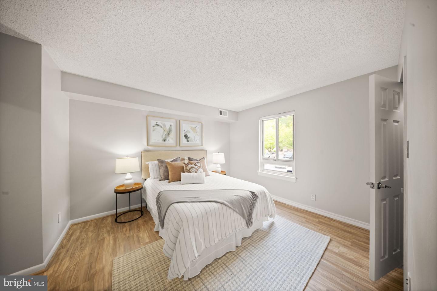 11657 STONEVIEW SQ #97/11C, RESTON, Virginia 20191, 3 Bedrooms Bedrooms, ,2 BathroomsBathrooms,Residential,For sale,11657 STONEVIEW SQ #97/11C,VAFX2237180 MLS # VAFX2237180