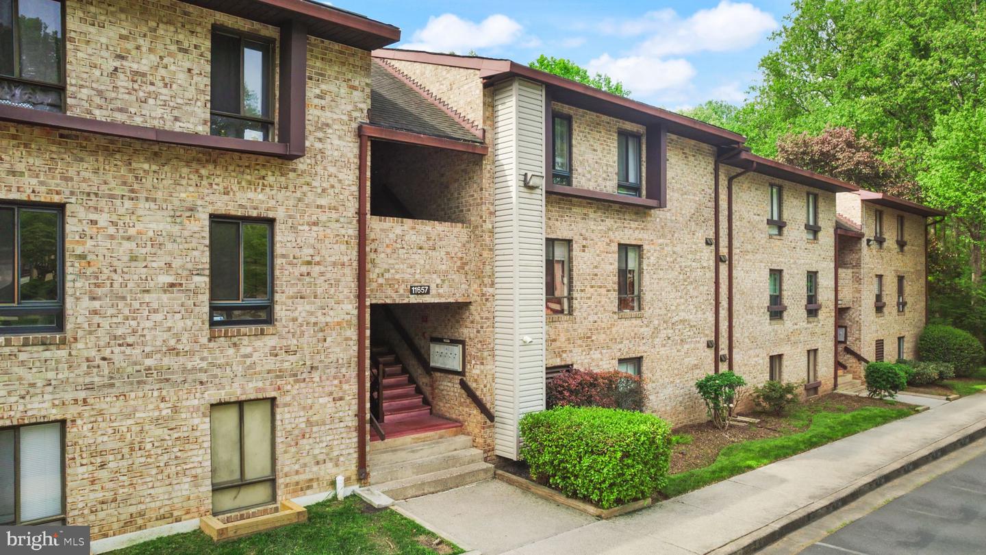 11657 STONEVIEW SQ #97/11C, RESTON, Virginia 20191, 3 Bedrooms Bedrooms, ,2 BathroomsBathrooms,Residential,For sale,11657 STONEVIEW SQ #97/11C,VAFX2237180 MLS # VAFX2237180