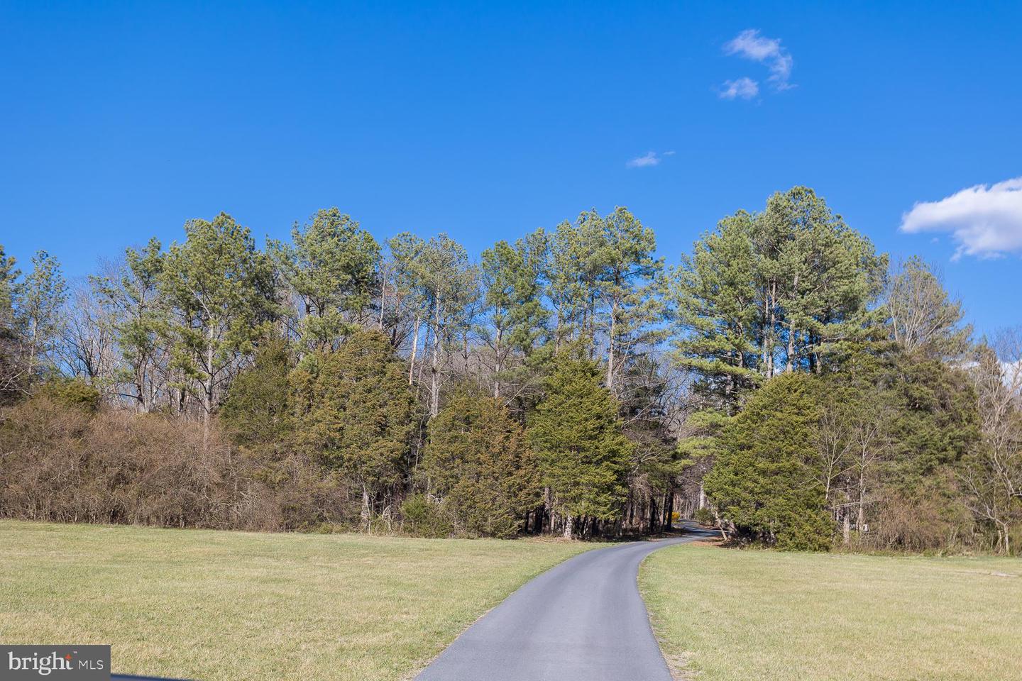 5983 LABS RUN LN, PENN LAIRD, Virginia 22846, 4 Bedrooms Bedrooms, ,3 BathroomsBathrooms,Residential,For sale,5983 LABS RUN LN,VARO2002248 MLS # VARO2002248