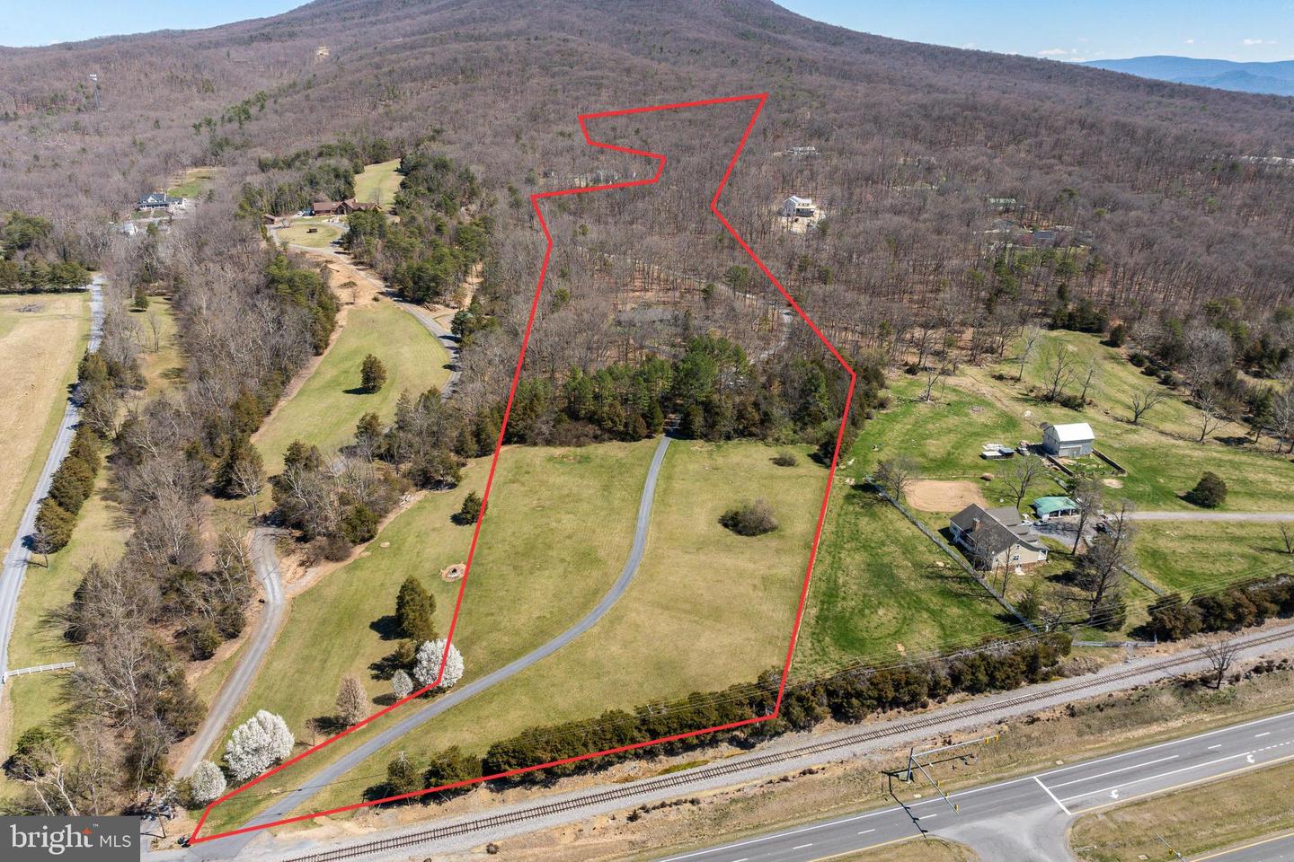5983 LABS RUN LN, PENN LAIRD, Virginia 22846, 4 Bedrooms Bedrooms, ,3 BathroomsBathrooms,Residential,For sale,5983 LABS RUN LN,VARO2002248 MLS # VARO2002248