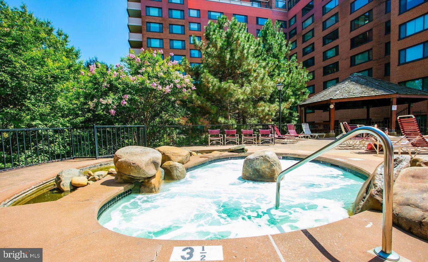 1021 ARLINGTON BLVD #928, ARLINGTON, Virginia 22209, 1 Bedroom Bedrooms, ,1 BathroomBathrooms,Residential,For sale,1021 ARLINGTON BLVD #928,VAAR2056754 MLS # VAAR2056754