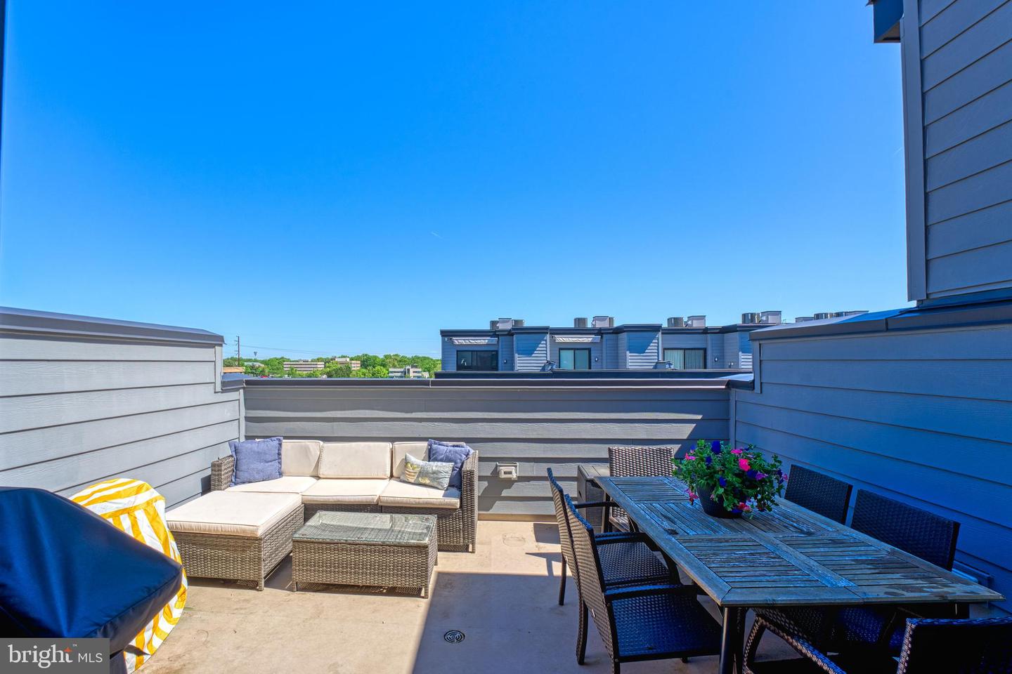 11237 BEAKER ST, RESTON, Virginia 20190, 4 Bedrooms Bedrooms, ,3 BathroomsBathrooms,Residential,For sale,11237 BEAKER ST,VAFX2237460 MLS # VAFX2237460