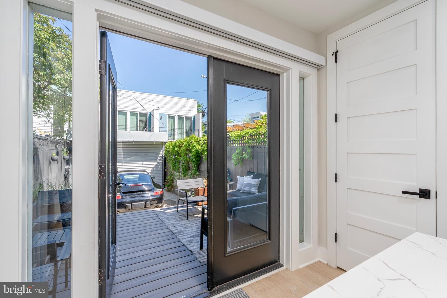430 15TH ST SE, WASHINGTON, District Of Columbia 20003, 4 Bedrooms Bedrooms, ,4 BathroomsBathrooms,Residential,For sale,430 15TH ST SE,DCDC2198056 MLS # DCDC2198056