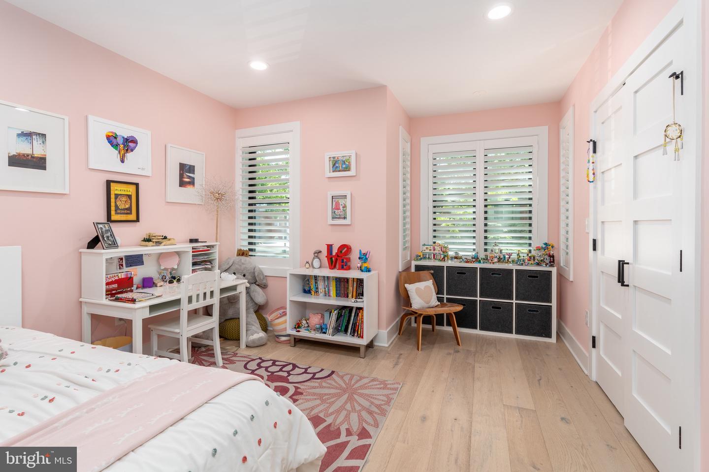 430 15TH ST SE, WASHINGTON, District Of Columbia 20003, 4 Bedrooms Bedrooms, ,4 BathroomsBathrooms,Residential,For sale,430 15TH ST SE,DCDC2198056 MLS # DCDC2198056