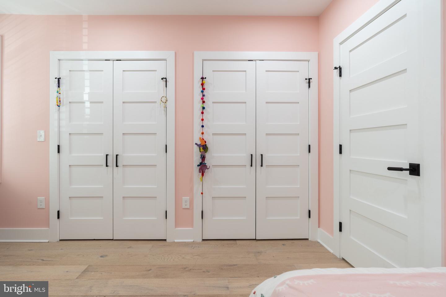 430 15TH ST SE, WASHINGTON, District Of Columbia 20003, 4 Bedrooms Bedrooms, ,4 BathroomsBathrooms,Residential,For sale,430 15TH ST SE,DCDC2198056 MLS # DCDC2198056