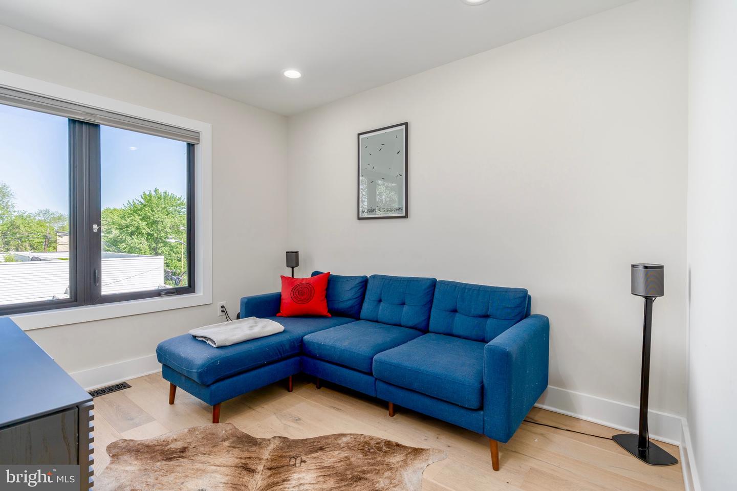 430 15TH ST SE, WASHINGTON, District Of Columbia 20003, 4 Bedrooms Bedrooms, ,4 BathroomsBathrooms,Residential,For sale,430 15TH ST SE,DCDC2198056 MLS # DCDC2198056