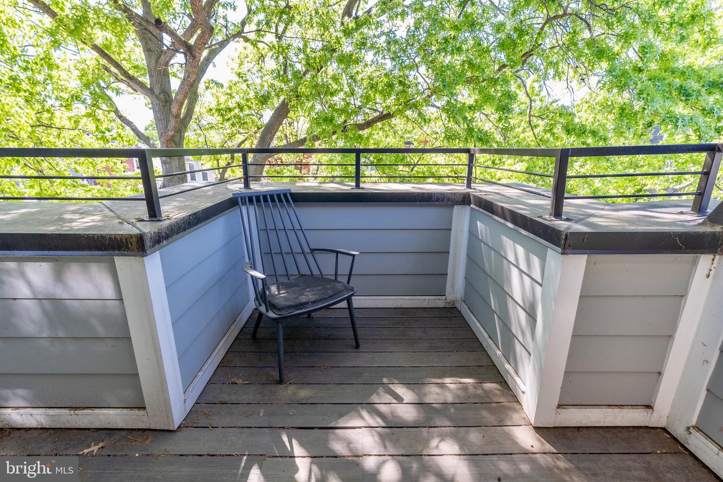 430 15TH ST SE, WASHINGTON, District Of Columbia 20003, 4 Bedrooms Bedrooms, ,4 BathroomsBathrooms,Residential,For sale,430 15TH ST SE,DCDC2198056 MLS # DCDC2198056
