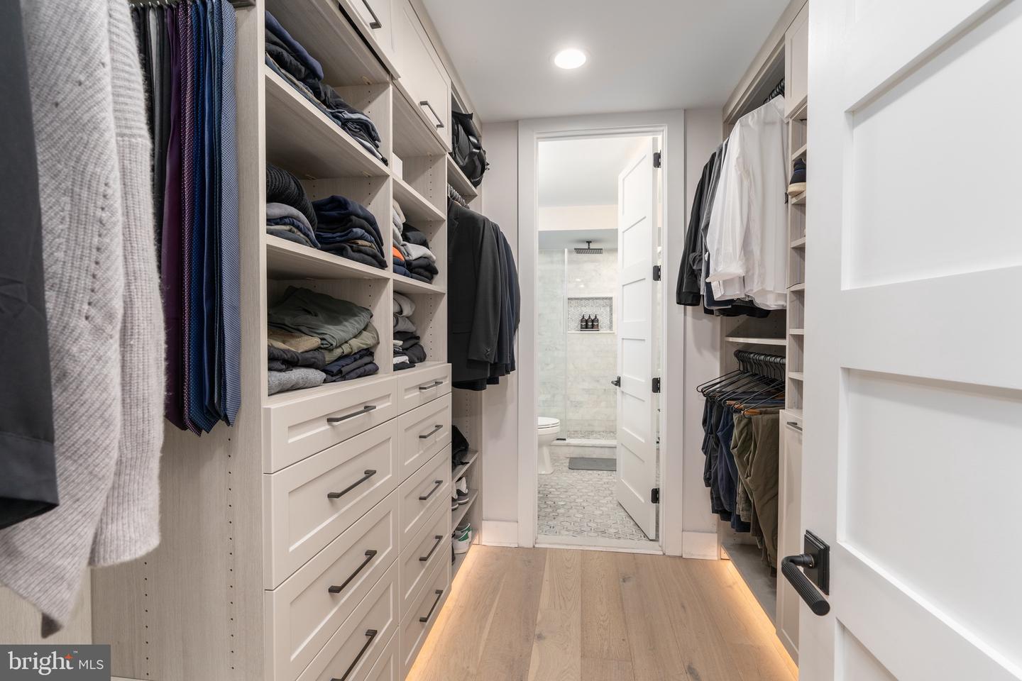 430 15TH ST SE, WASHINGTON, District Of Columbia 20003, 4 Bedrooms Bedrooms, ,4 BathroomsBathrooms,Residential,For sale,430 15TH ST SE,DCDC2198056 MLS # DCDC2198056